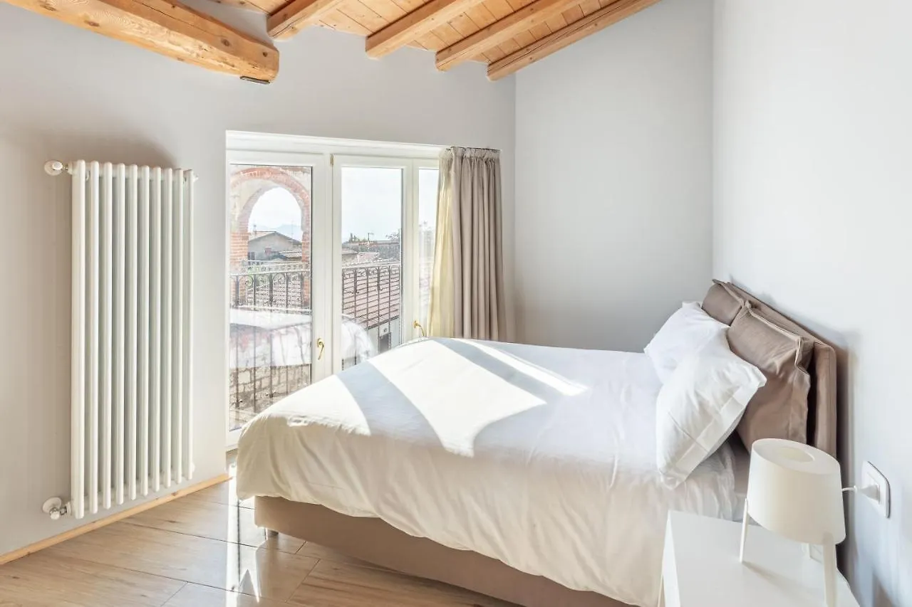 La Posteria By Icasamia It Apartment Orino Italy